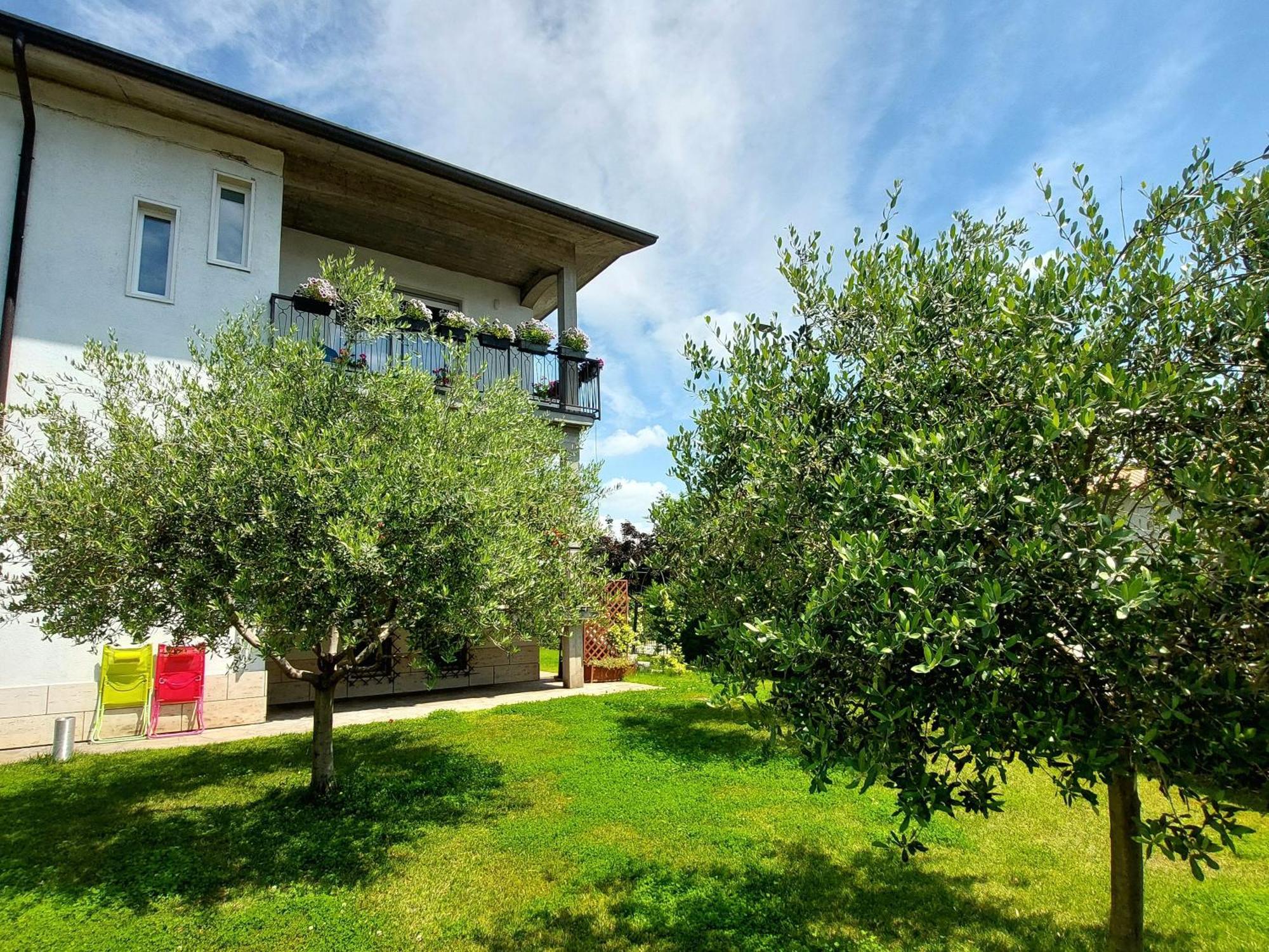 Villa Dolcitalia Tra Gardaland E Le Terme Di Cola Lazise Zewnętrze zdjęcie
