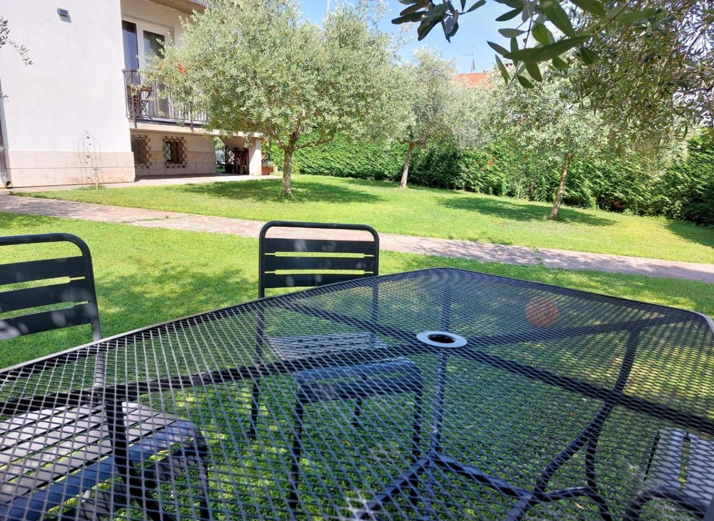 Villa Dolcitalia Tra Gardaland E Le Terme Di Cola Lazise Zewnętrze zdjęcie